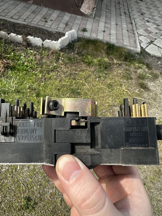 Audi 80 B4 Переключатель поворотников, гитара