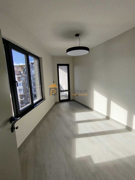 Продава се Четиристаен апартамент в Пловдив, Кършияка - 145 кв.м за 1038 €/кв.м - Снимка #7