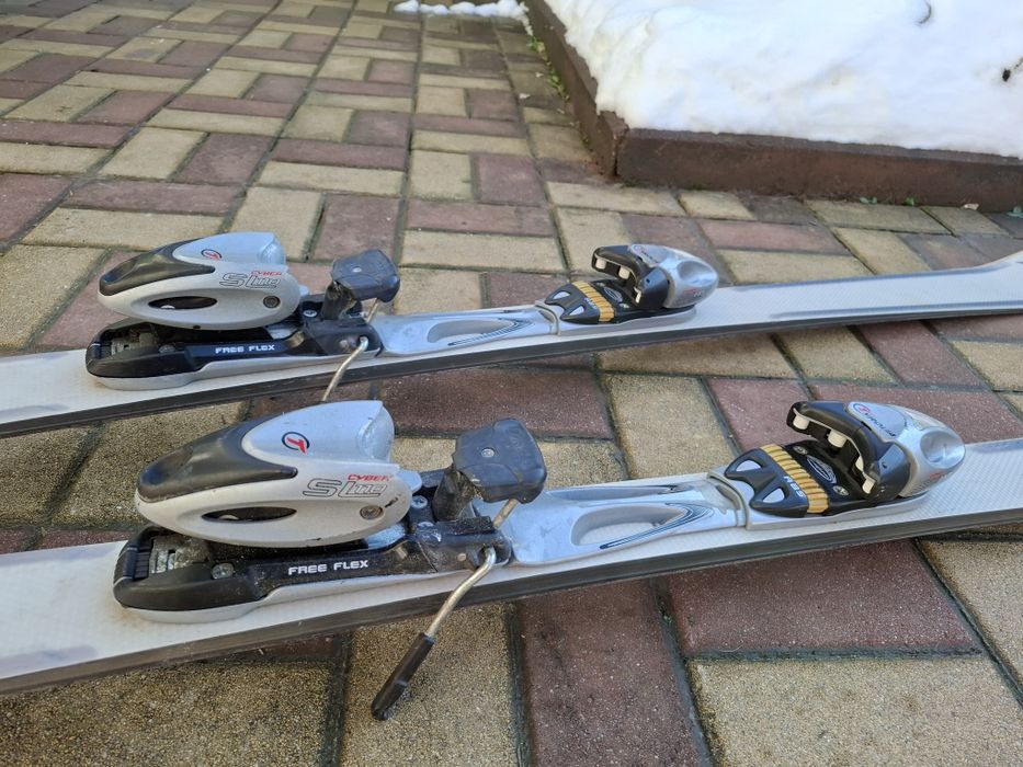 Schiuri cu legături 150 cm