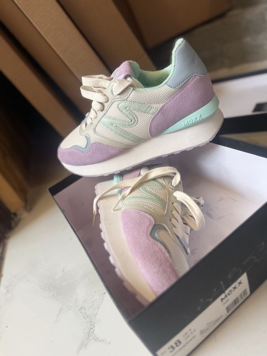 Дамски сникърси MEXX