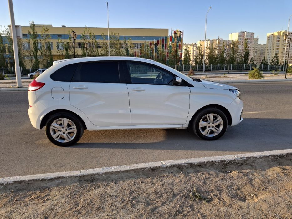 LADA XRAY - Ездила только женщина