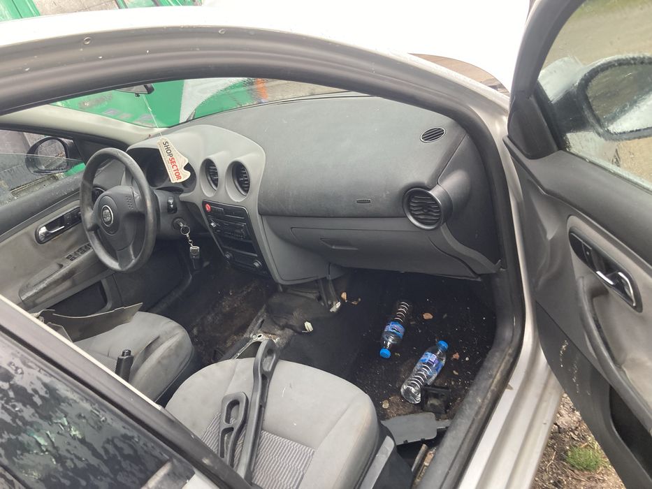 Продавам сеат ибиза 6L 101кс на части