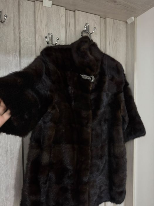 Продам срочно норковую шубку