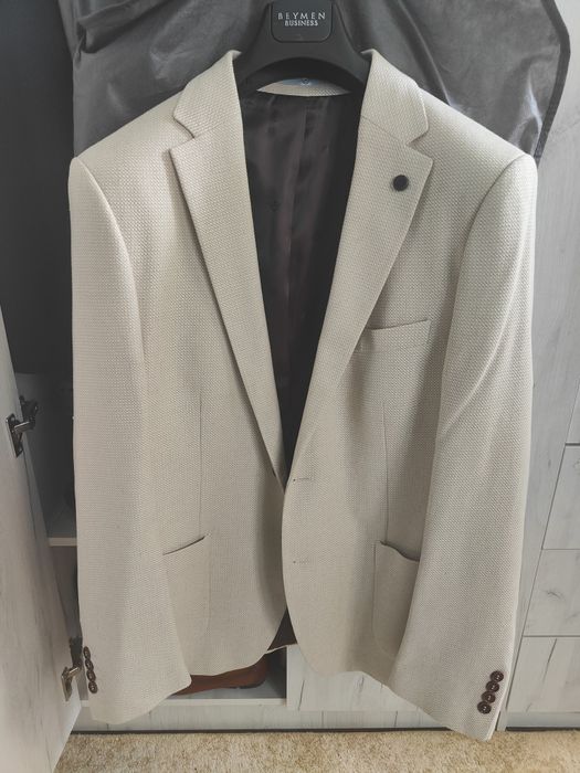 срочно пиджак сатылады