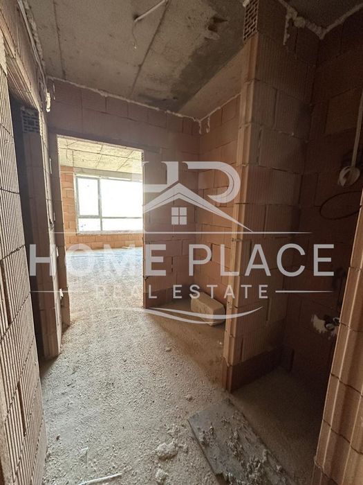 Двустаен апартамент в сграда с АКТ 14 с хубава панорама в кв.Възражда