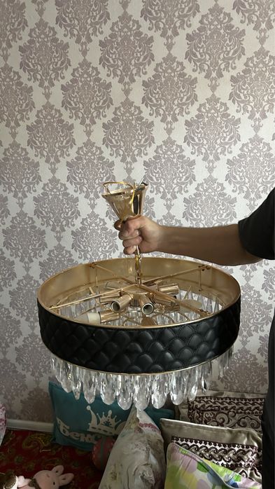 Люстра хрустальный