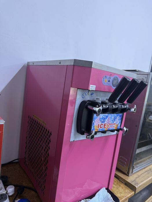 Фризер для мягкого  мороженого