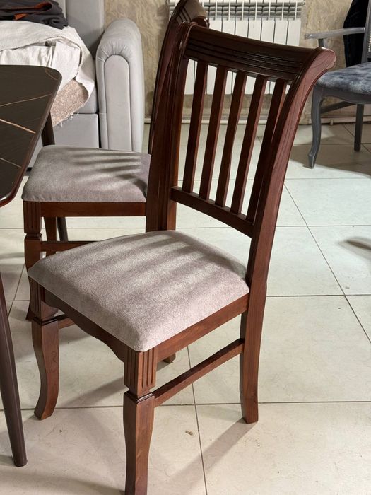 Yangi yog‘och karkasli stullar – 200000 so‘mdan!