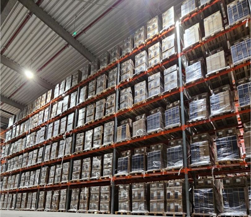 Rafturi metalice industriale reglabile