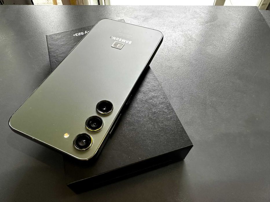 Samsung S23 plus 8/512GB