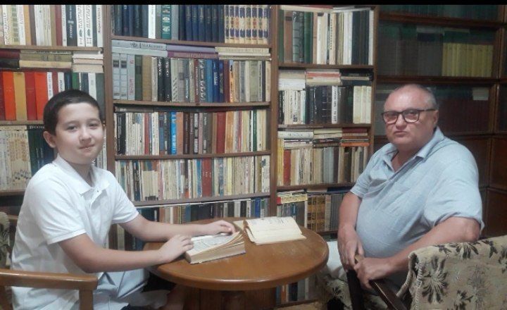 РЕПЕТИТОР английского языка .  Чилонзарский район, 2 квартал.