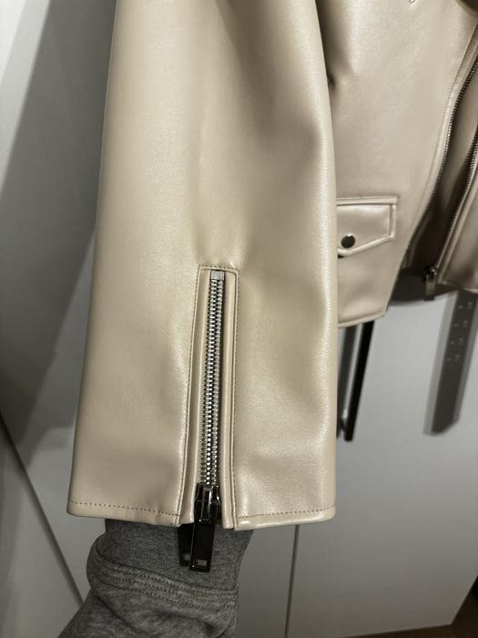 Кожаная куртка Lichi