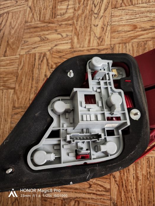 Стопове за Мерцедес W204