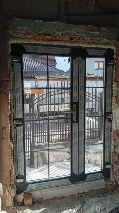 Tamplarie pvc cu geam termopan sau tripan