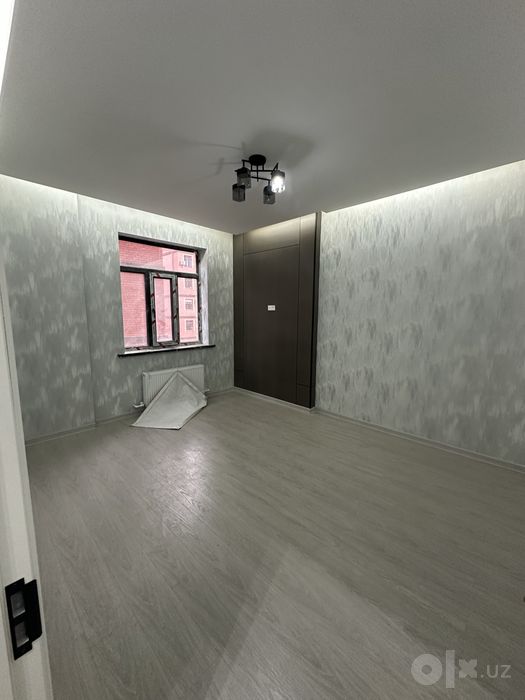 Srochno!Uchtepa Avenue yangi remont.50 m2. 4-etaj
