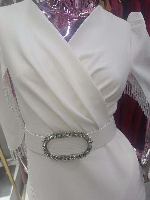 Продаю платье. Элегантное