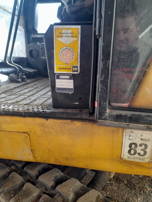 Vand buldoescavator