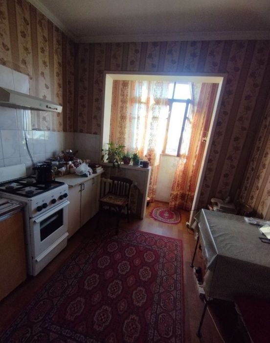 Срочно продаётся двух комнатная квартира