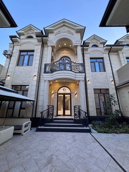 ПРОДАЕТСЯ ДОМ на Амир-Темур махалла 450м2