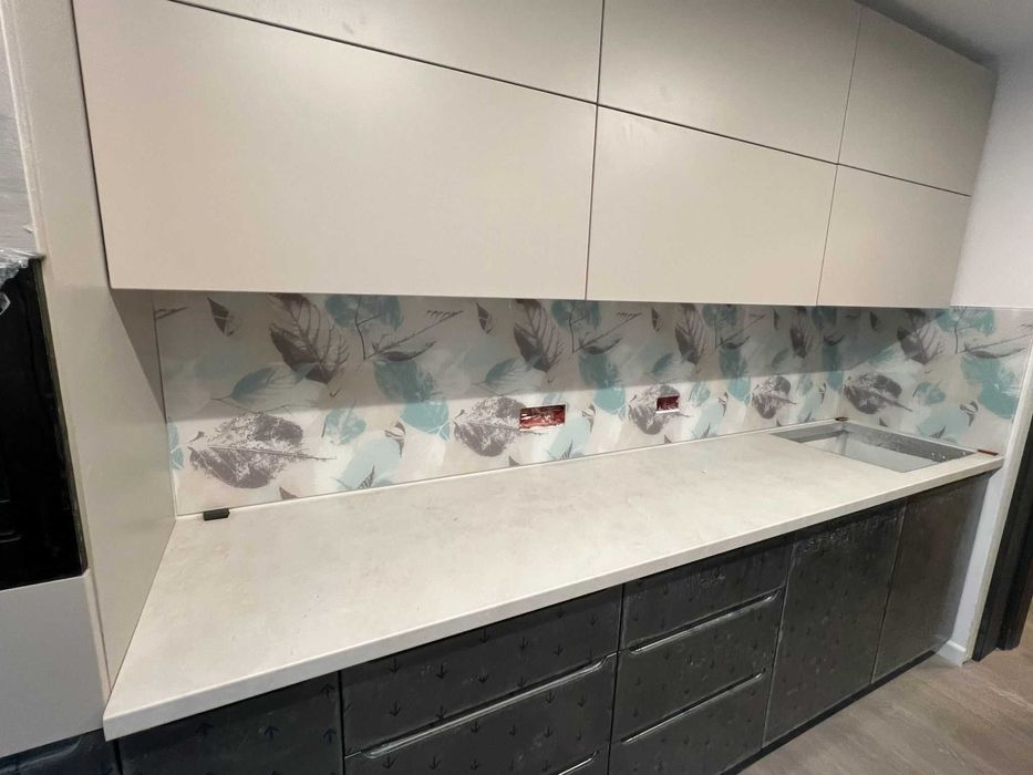 Sticla colorata printata brau antistropi contrablat backsplash