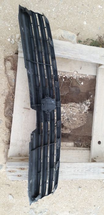 Решетка радиатора ниссан скайлайн