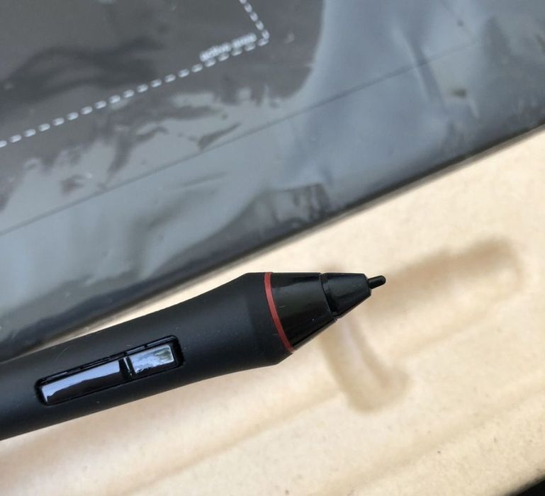 Графический планшет Wacom intuos pro L