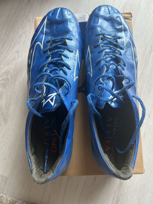 Ghete de fotbal Mitzuno Alpha Elite 44.5 stare foarte buna