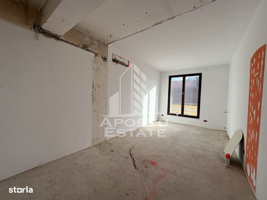 Vedere superbă spre Parcul Botanic, apartament 3 camere, Piața Unirii