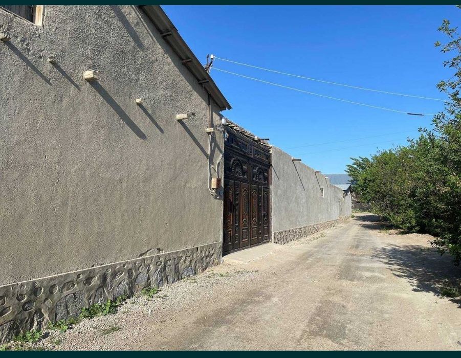 Uchastka tez va arzon sotiladi