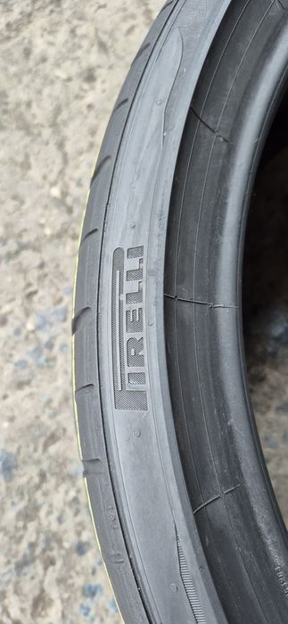 4 anvelope vara,fata Kumho 225/35/19,spate Pirelli 255/30/19.Pret/buc.