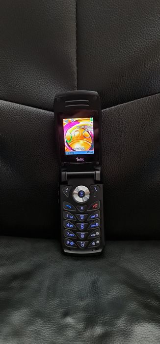 Mitsubishi trium Motorola v3 Telit t200 libere !