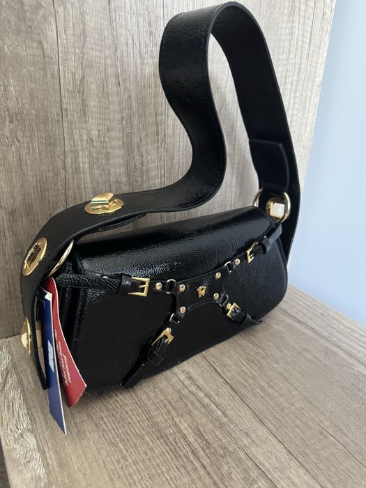 Кожаная женская сумка MANC