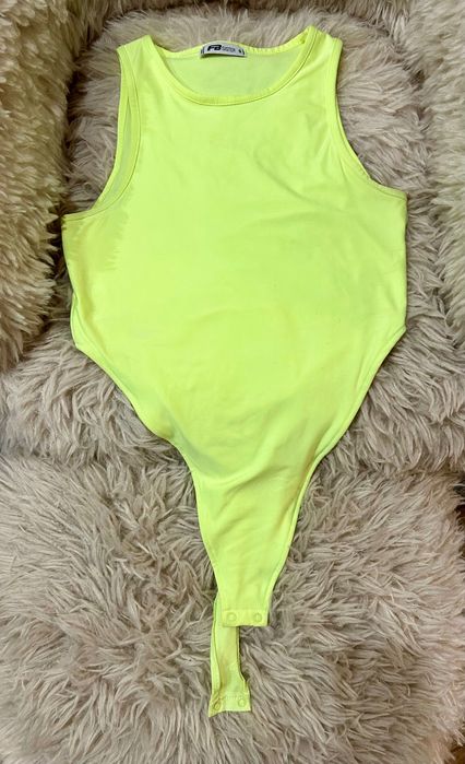 Сатениран комплект, ленена рокля, боди, топ Valentino