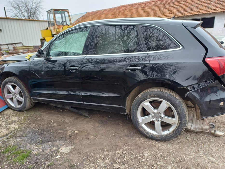 Audi Q5 3.2 FSI на части