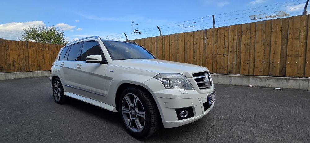 Mercedes GLK 220 cdi 4 MATIC Edition1, Panoramic  Bi-xenon,Tapițerie piele