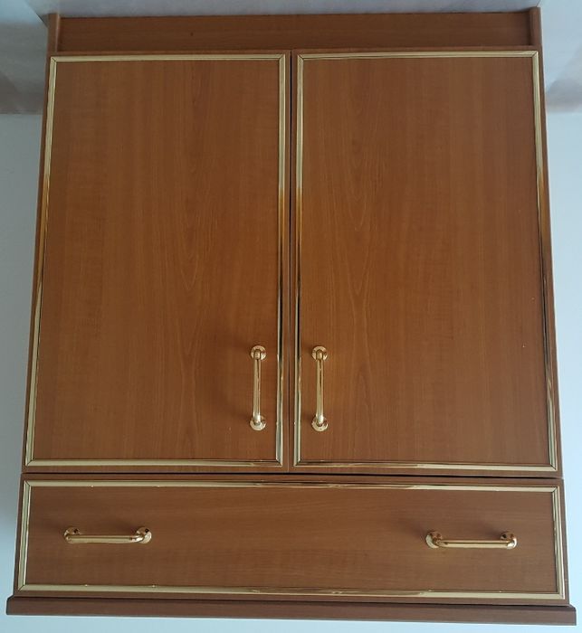 Comoda din PAL pentru dormitor/hol