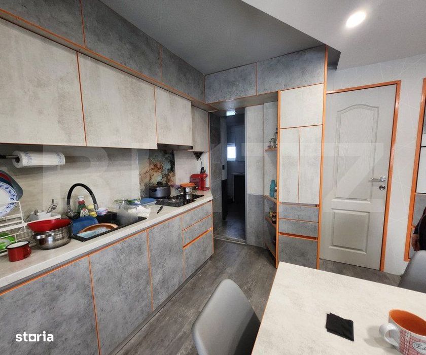 Casa cu 3 camere, 2 bucatarii, Teren de 1000 mp, zona Unirii