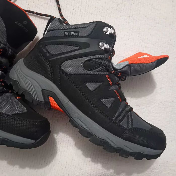 Bocanci trekking unisex LOTTO