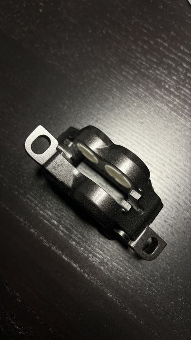 SHIMANO BR-M820 Etrier de frână Saint hidraulic Post Mount+plăcuțe H03C