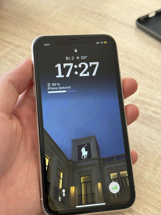 iphone 11 в хорошем состояние