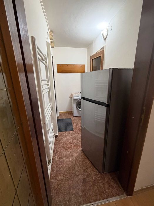 Proprietar, inchiriez garsoniera