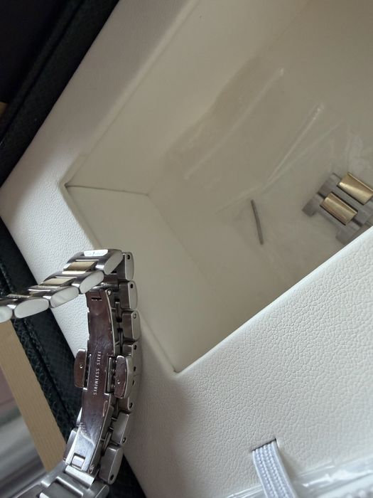 Часовник Frederique Constant