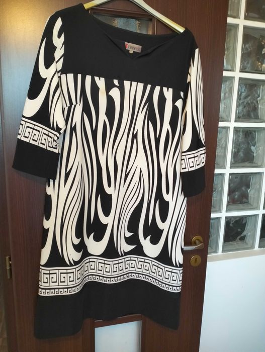 Rochie de dama cu mânecă 3/4