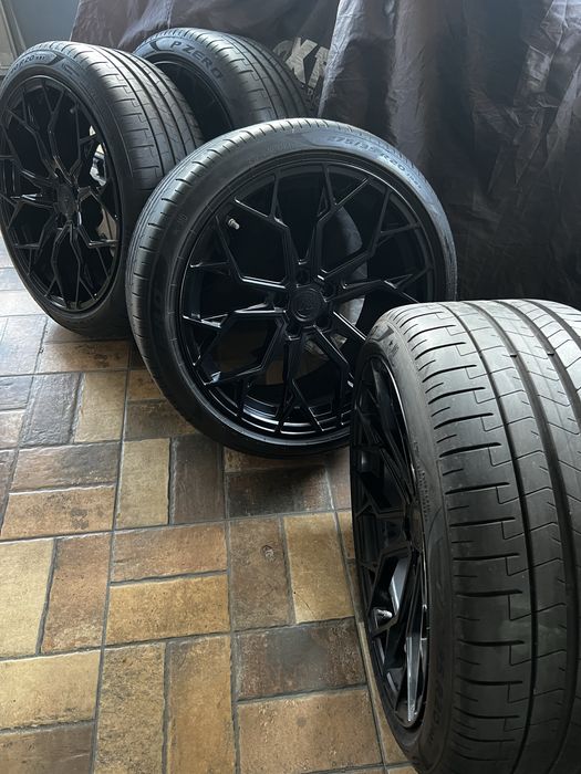 Jante Vennom cu anvelope pe