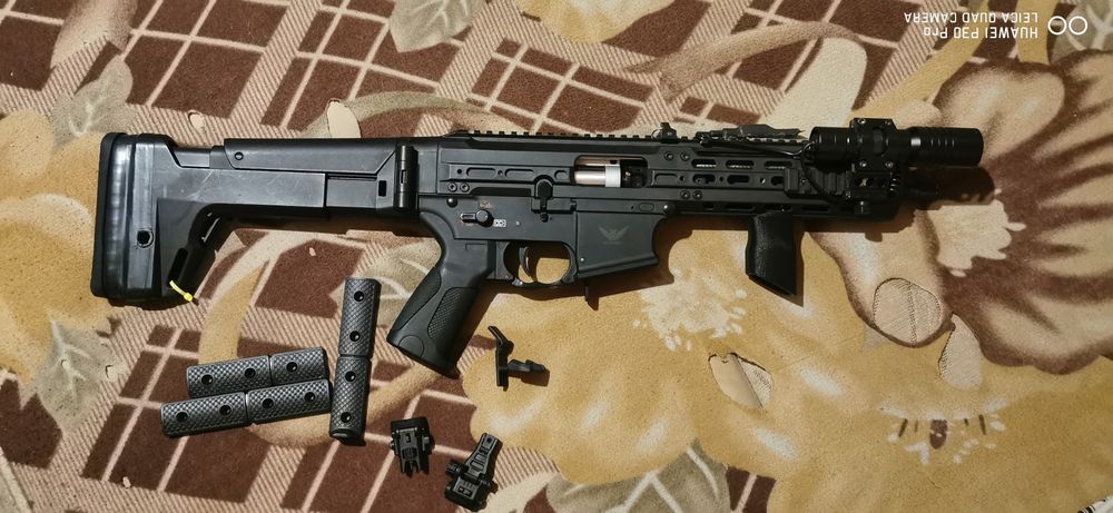 Airsoft UTR 45  6mm