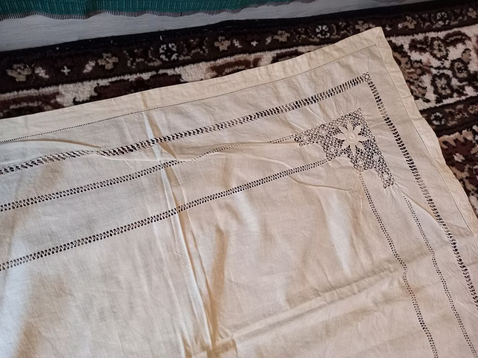 Скатерти ручной работы х/б и льняные