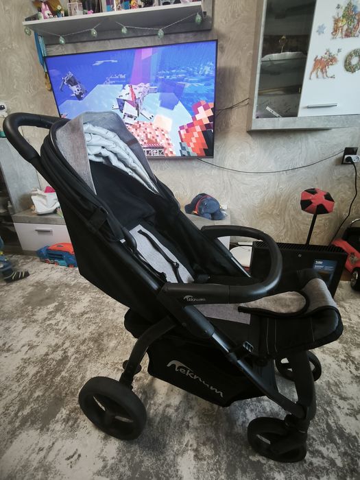 Продам коляску TEKNUM