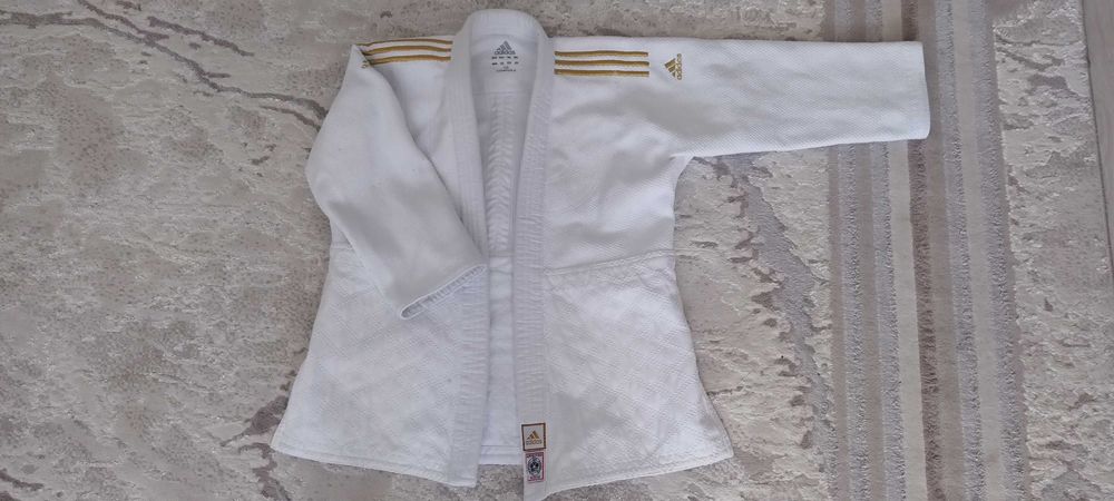 Продам кимоно дзюдо