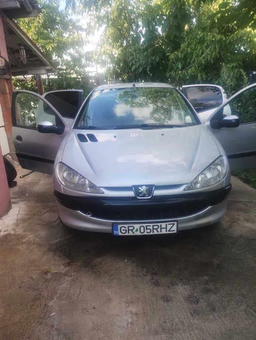 Peugeot 206, benzina