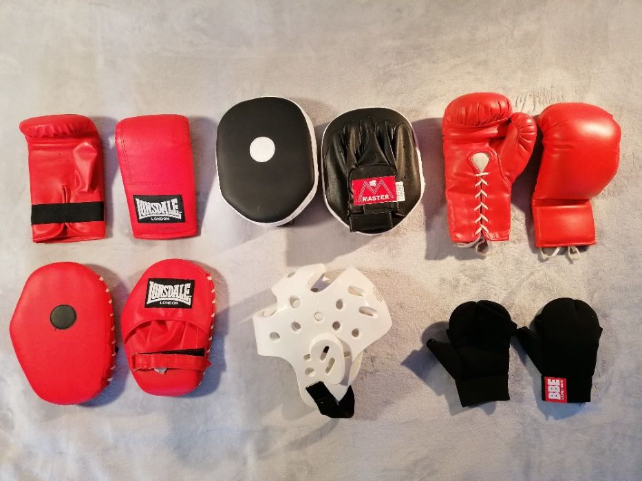 Бойна екипировка